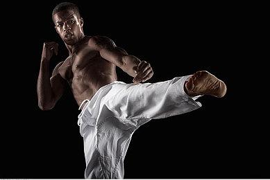 类《银河恶魔城》游戏《暗影回响》公布 今秋发售